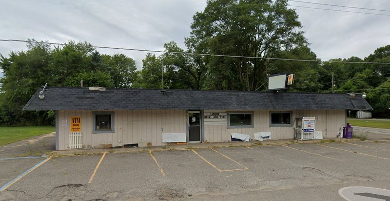 Sha-Rons Pizza (Sharons Pizza) - Hamburg Twp Store Kress Rd (newer photo)